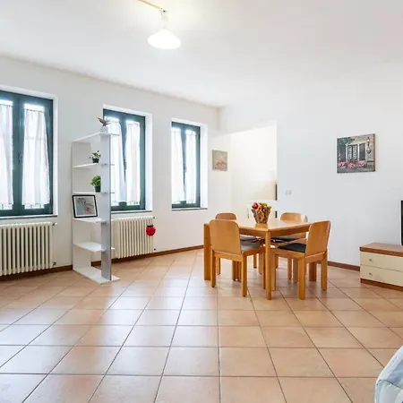 Campus Universitario Little House Apartment *